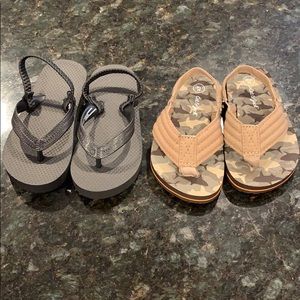Toddlers size 7/8 flip flops